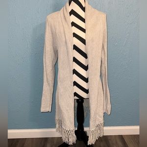 Lilly Pulitzer Tatum Cardigan in Heathered Seaside Grey Metallic